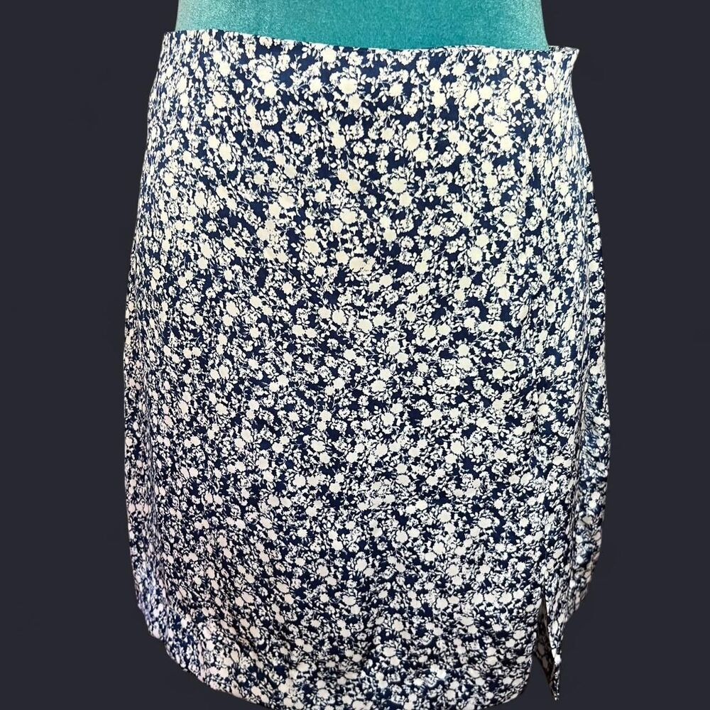 Zara‎ Womens Navy White Mini Skirt NWOT Minimalist Preppy Capsule Wardrobe